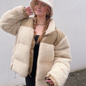 The North Face Women's Beige and Tan Teddy Jacket